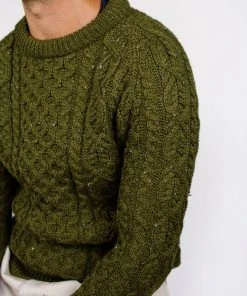 Knitwear Peregrine - Hudson Aran Jumper In Khaki