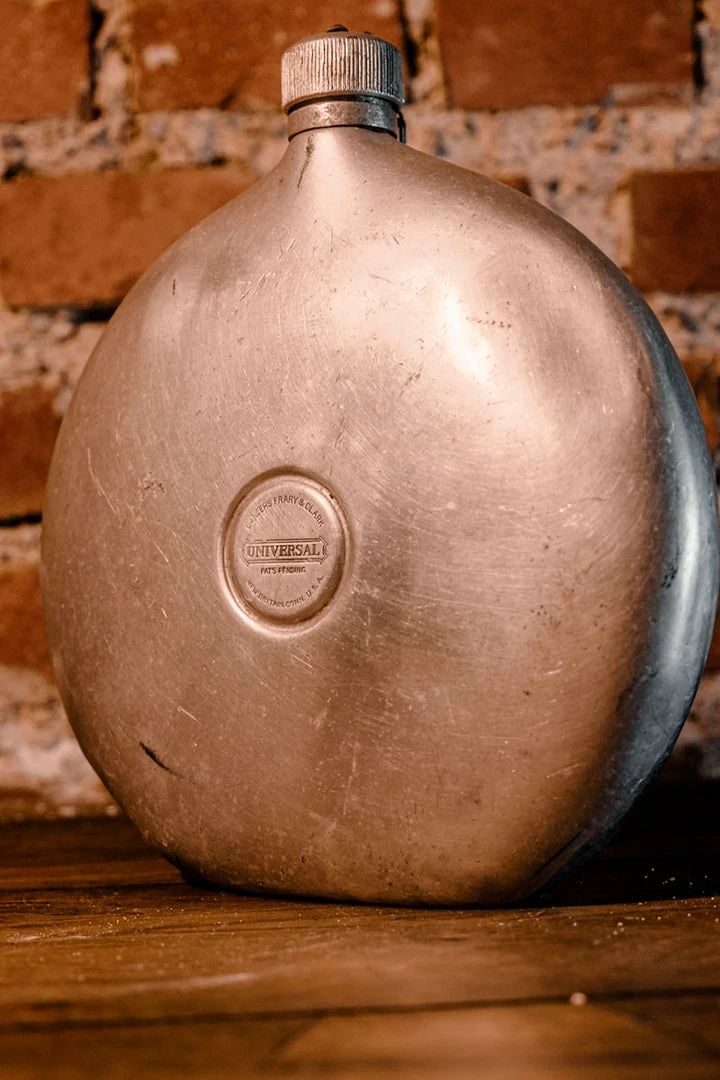 Antiques 1920's Large Landers Frary Clark Universal Army Flask Canteen - New Britain, Conn. 3 Antiques 1920's Large Landers Frary Clark Universal Army Flask Canteen - New Britain, Conn.