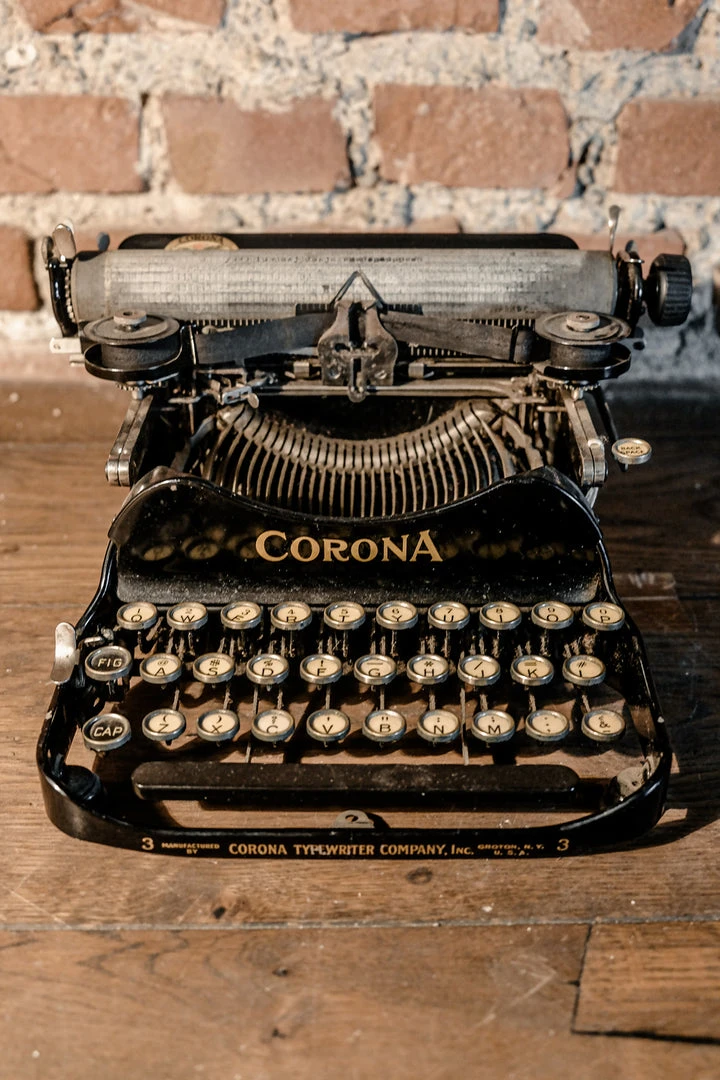 Antiques Corona 3 Typewriter. Year 1917 Antiques&Collectibles 7 Antiques Corona 3 Typewriter. Year 1917 Antiques&Collectibles