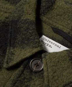 Universal Works - Lumber Jacket In Olive Checked Wool Fleece Outerwear&jackets 9 Universal Works - Lumber Jacket In Olive Checked Wool Fleece Outerwear&jackets