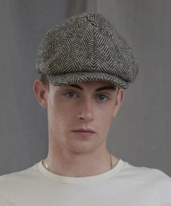 Workhouse England - Towton Cap In B&W Herringbone