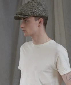 Workhouse England - Towton Cap In B&W Herringbone